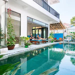 an-bang-beach-dolphin-homestay.hotelsofhoian.com/