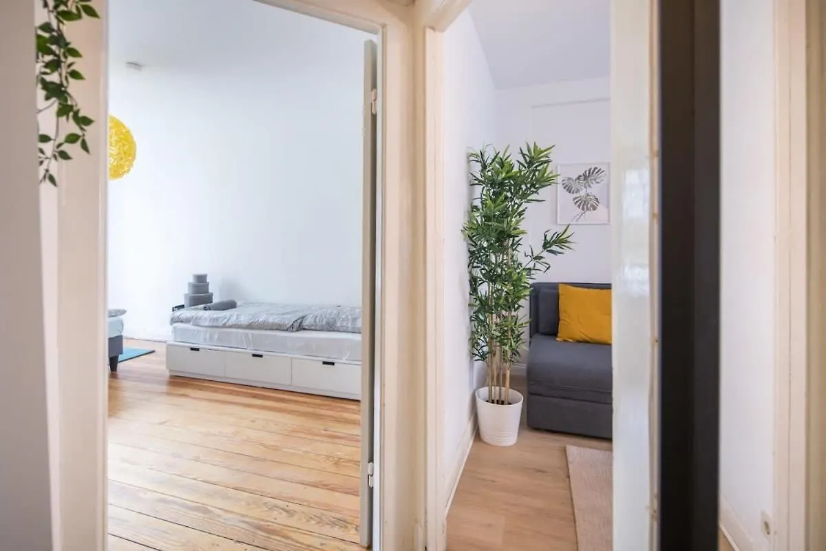 Schickes Zwei Zimmer Apartment Kostenl Parkm Auf Der Strasse Hamburg 0*,  Deutschland